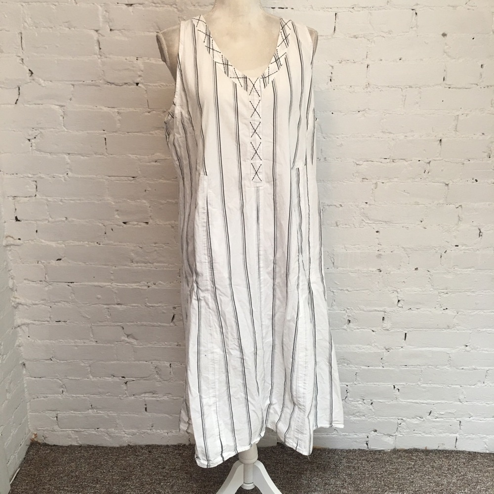 Tulip clothing sleeveless shift dress white & black stripe size xl